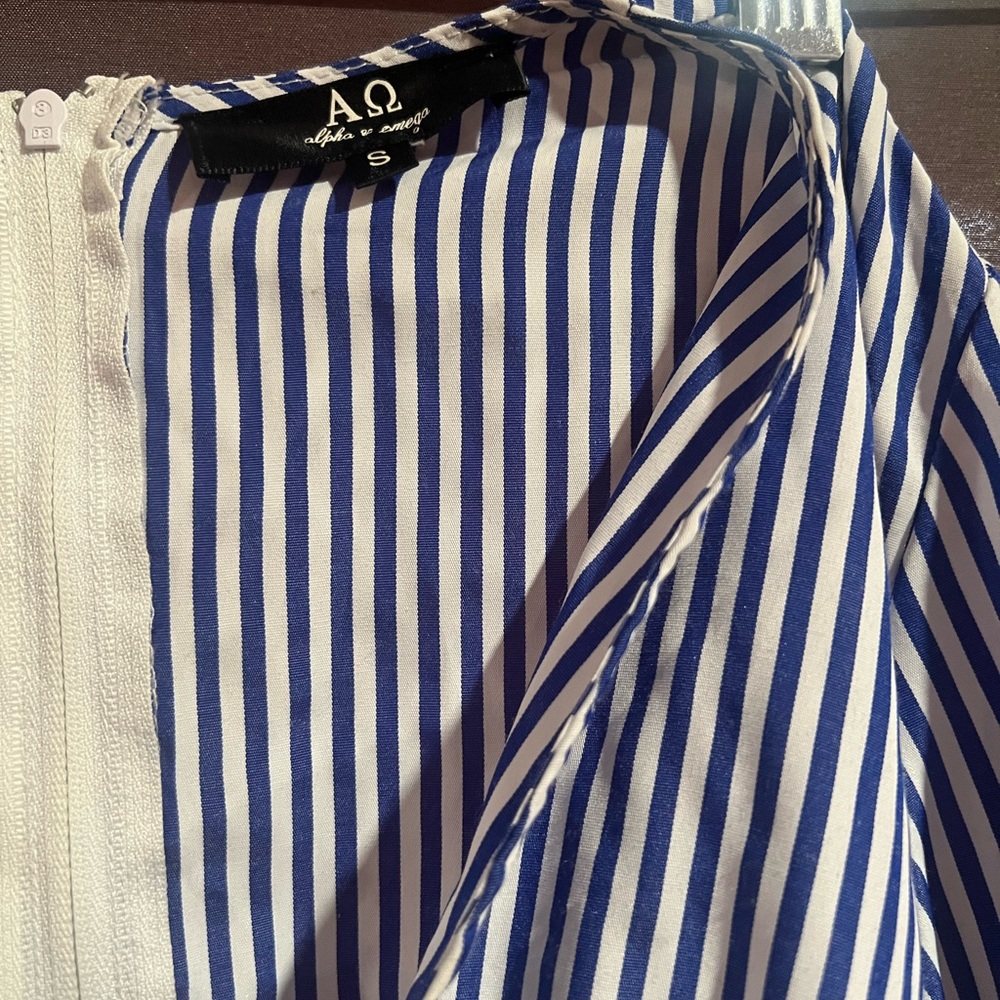 Too small - Picture 3 of 6